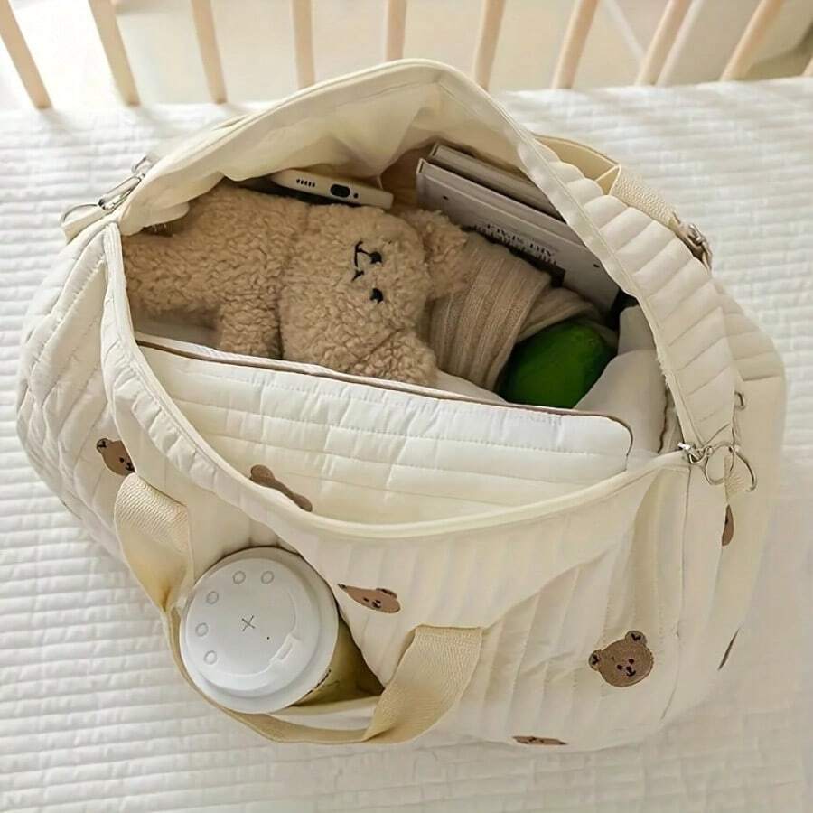 Bear Graphic Plush Luiertas