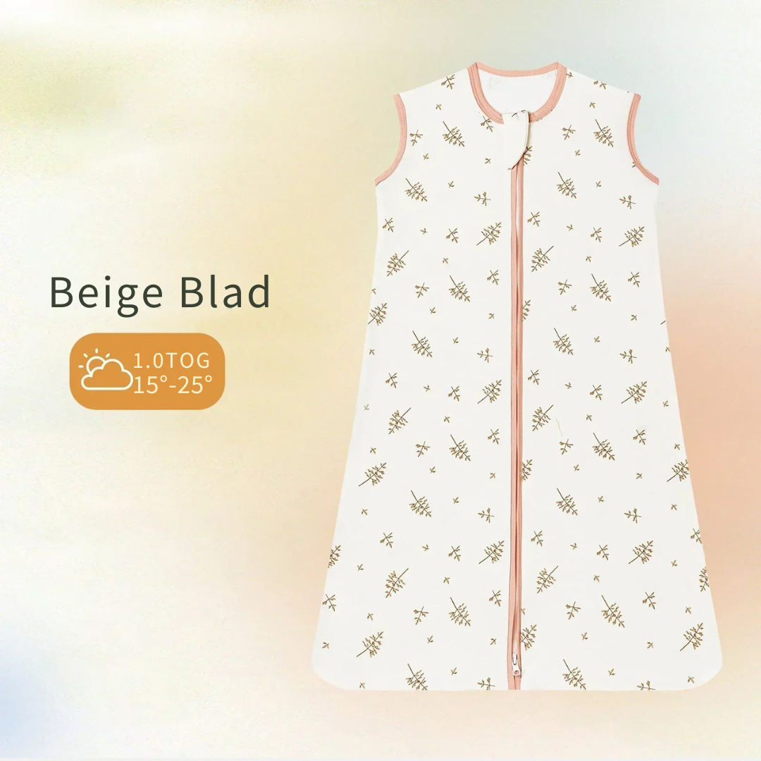 Baby romper with zipper