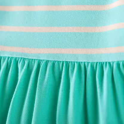 Elegante Jurk met Regenboogprint