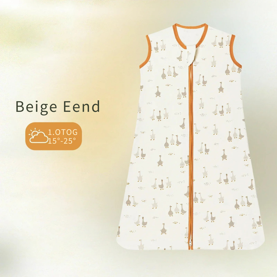 Baby romper with zipper